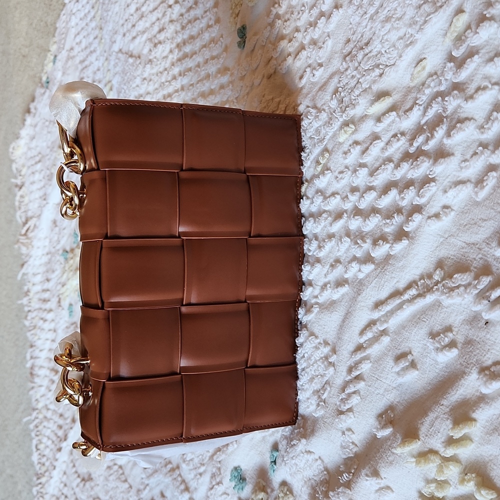 Handbag by Urban Expressions